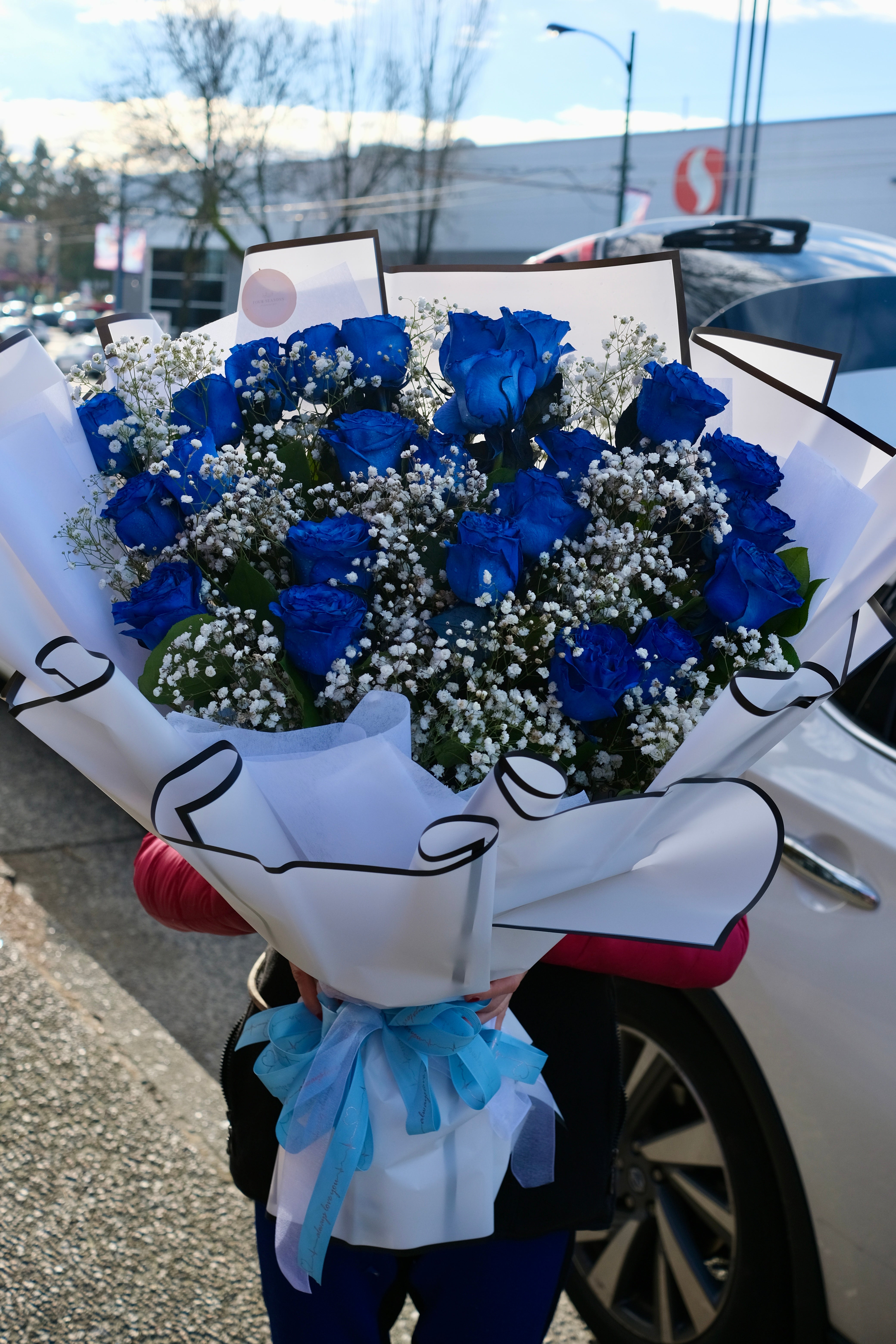 Mother's Day Giant Luxury Rose Bouquet