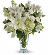 Load image into Gallery viewer, Purest Love - Four Seasons Floristry
